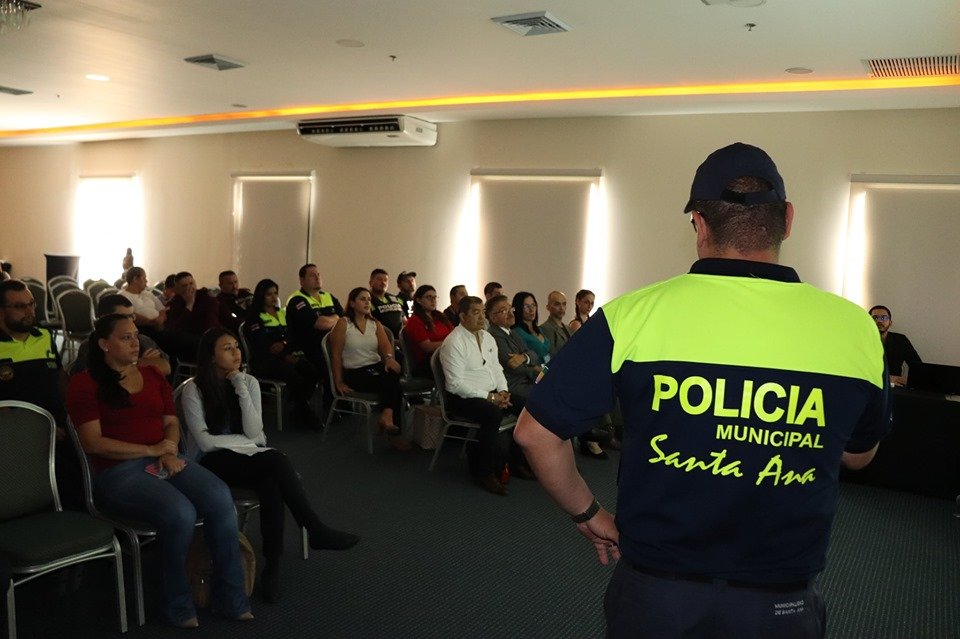 Programa Mi Barrio Seguro trabaja en prevención de drogas en Santa Ana, Costa Rica