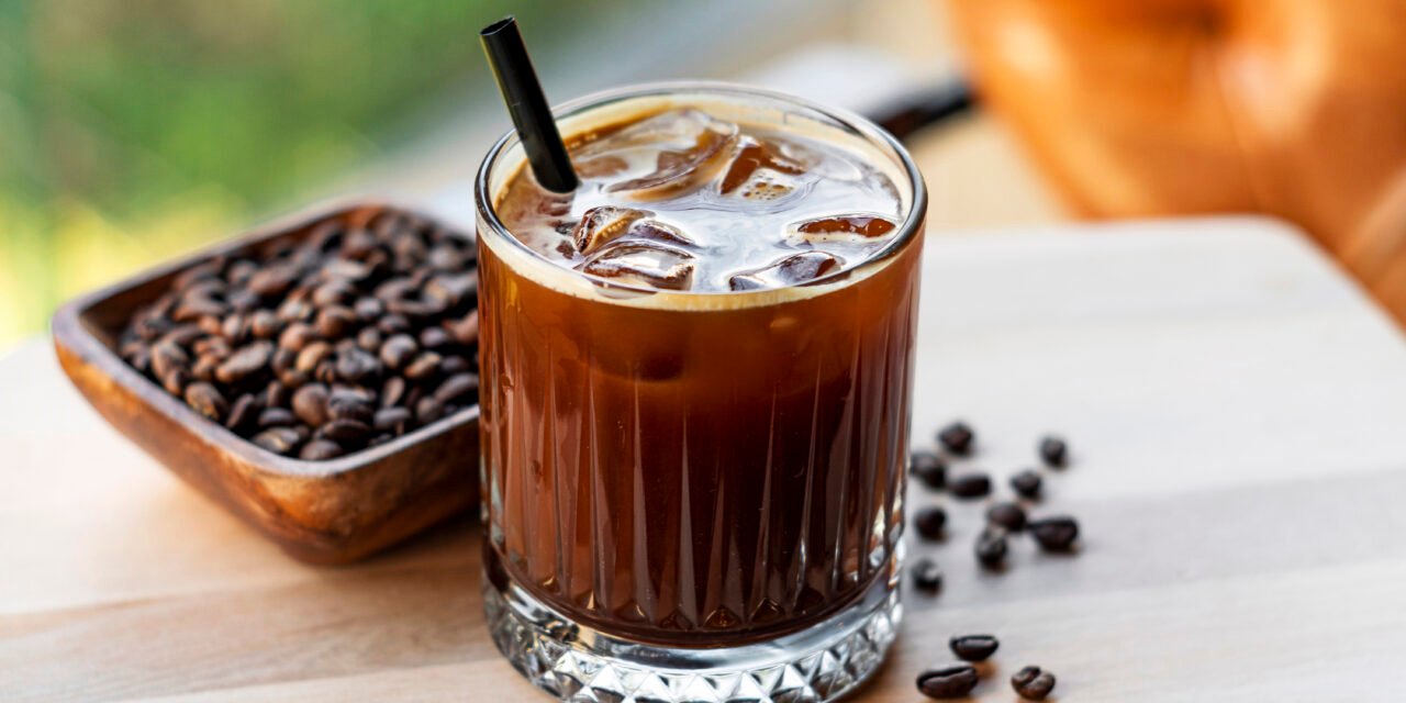 ¿Cuántos cubitos debe llevar el café con hielo perfecto?