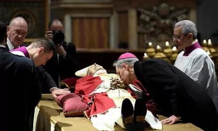 Muerte de Benedicto XVI, “un gigante de la fe y de la razón”