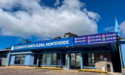 ASADA Santa Elena fortalece proyectos para proteger el agua y garantizar su abastecimiento